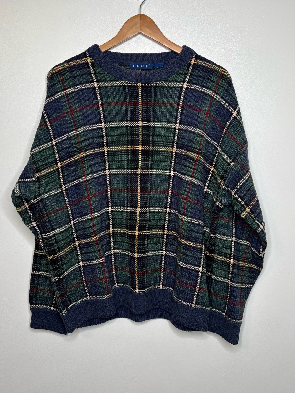 Vintage 90s IZOD Plaid Crewneck Sweater Green Navy Blue Knit Grandpa Core Tartan